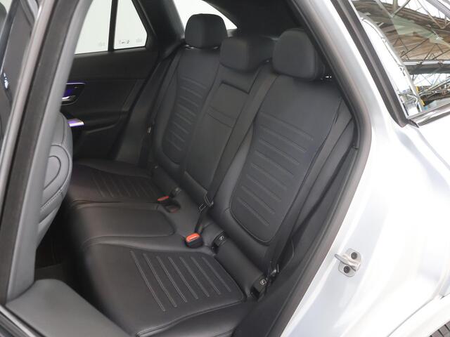 Mercedes-Benz GLC-KLASSE 300e 4MATIC AMG Line | Night | Trekhaak | Panoramadak | Burmester | Memory | Headup |