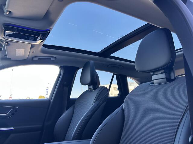 Mercedes-Benz GLC-KLASSE 300e 4MATIC AMG Line | Head up Display | Panoramadak | Trekhaak