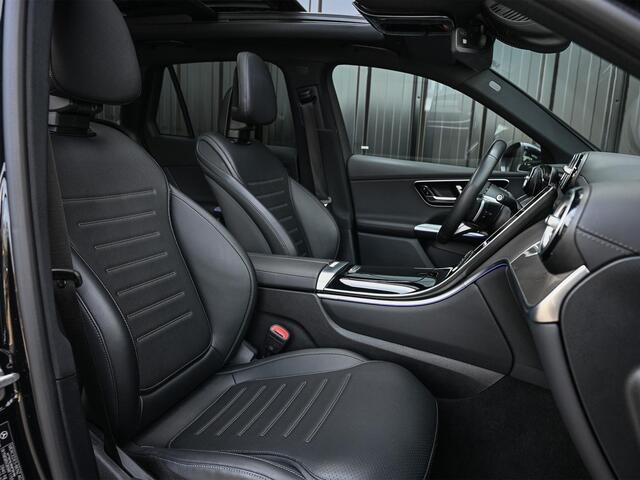 Mercedes-Benz GLC-KLASSE 300e 4MATIC AMG Line | Panoramadak | Burmester | Night pack | Head-up | 360 camera | Digital light | Keyless | Stoelverwarming | Ambiance interieur