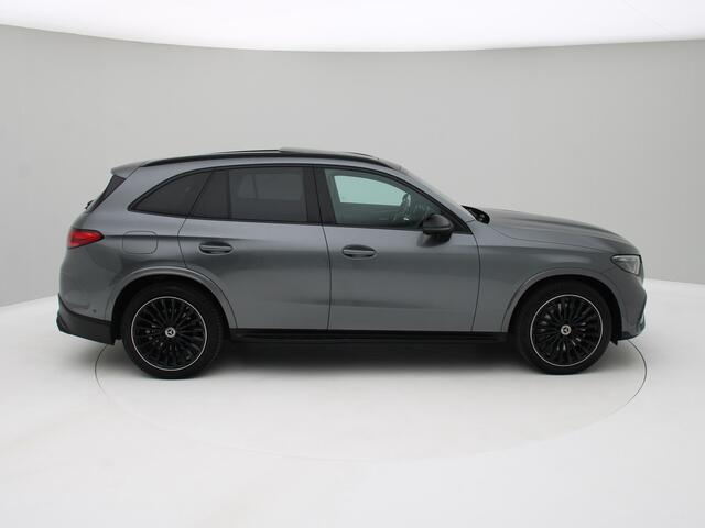 Mercedes-Benz GLC-KLASSE 300d 4MATIC AMG Distronic, Pano, Trekhaak, Sfeerverlichting