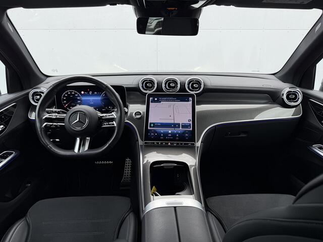 Mercedes-Benz GLC-KLASSE 300e 4MATIC AMG Line | Trekhaak | Distronic | CarPlay | Camera | 19 inch