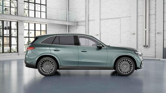 Mercedes-Benz GLC-KLASSE 300e 4MATIC Sport Edition | AMG | Trekhaak | Panoramadak | Digital Light | Memory |