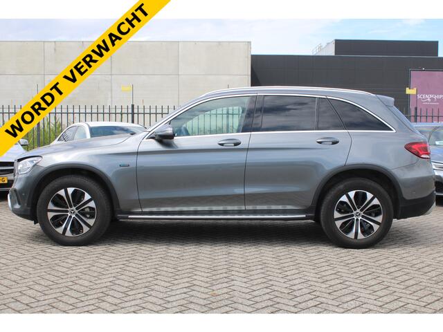 Mercedes-Benz GLC-KLASSE 300e 4MATIC Premium PANORAMADAK CAMERA TREKHAAK