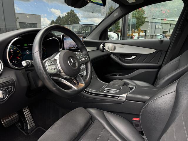 Mercedes-Benz GLC-KLASSE 300e 4MATIC AMG Pano | Trekhaak | Camera |
