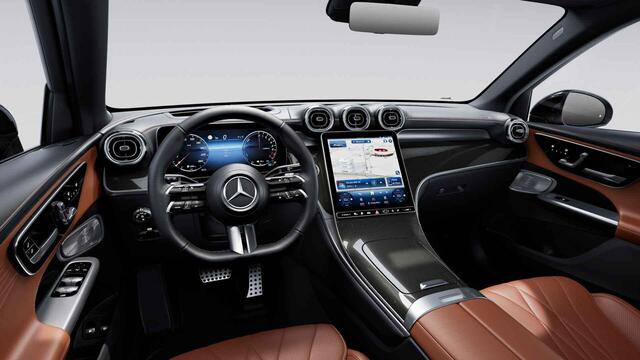Mercedes-Benz GLC-KLASSE 300e 4MATIC Business Solution AMG | Premium Plus Pakket | Trekhaak | Burmester | Panoramaschuifdak | Winterpakket | Stoelventilatie |