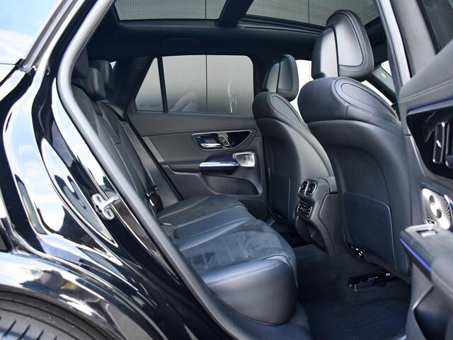 Mercedes-Benz GLC-KLASSE 400e 4MATIC AMG Line | Park assist | Achteras-besturing | Schuif-/kantel Panorama | 360 Camera | Trekhaak | 20"