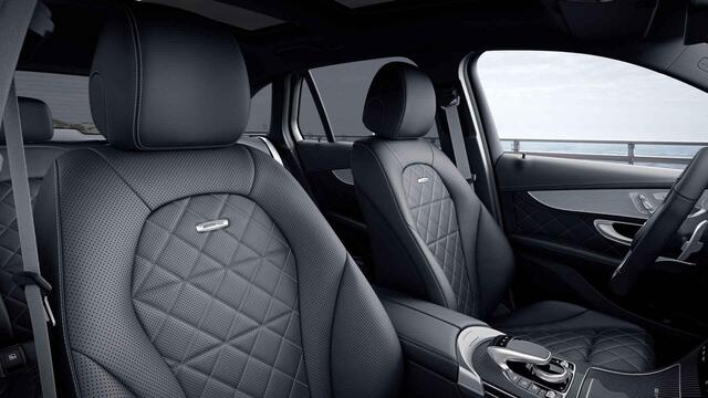 Mercedes-Benz GLC-KLASSE AMG 63 S 4MATIC+ | Keramische Remmen | Trekhaak | Rijassistentiepakket | Burmester | Treeplanken | Stoelventilatie | Nappa leder | Air Balance pakket |
