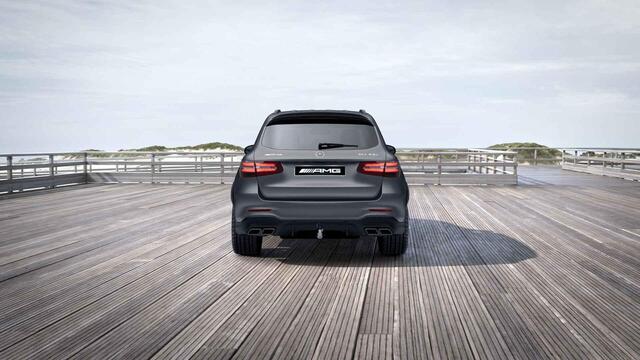 Mercedes-Benz GLC-KLASSE AMG 63 S 4MATIC+ | Keramische Remmen | Trekhaak | Rijassistentiepakket | Burmester | Treeplanken | Stoelventilatie | Nappa leder | Air Balance pakket |
