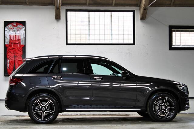 Mercedes-Benz GLC-KLASSE 300e 4MATIC Business Solution AMG | 360 Camera | Memory | Apple Carplay | Trekhaak | 1e eigenaar | NL auto | BTW |