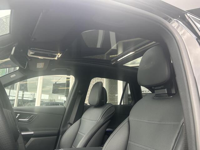 Mercedes-Benz GLC-KLASSE 300e 4MATIC AMG Line | Panoramadak | Trekhaak | Stoelventilatie