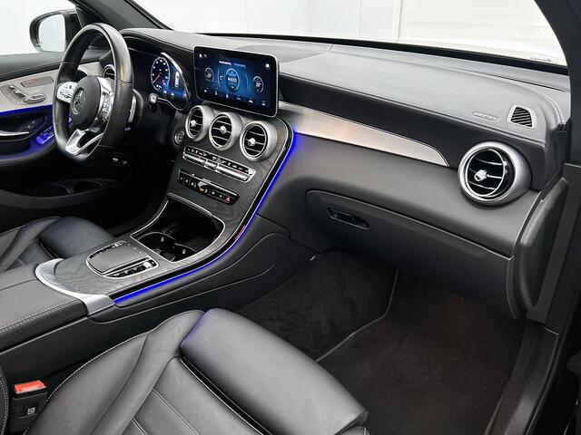 Mercedes-Benz GLC-KLASSE 300e 4MATIC AMG Nightpakket | Schuif-Kanteldak | Distronic | Memory | Alarm | 360°-camera | CarPlay | Sfeerverlichting | Inclusief 24 maanden Mercedes-Benz Certified garantie voor Europa.
