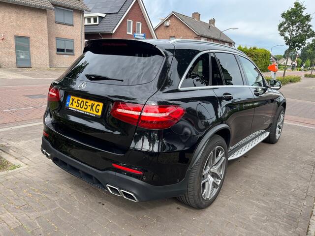 Mercedes-Benz GLC-KLASSE 350E 4MATIC PRESTIGE AMG PLUG-IN HYBRID / SCHUIFDAK / BURMEISTER / 360 CAMERA / 20'' LM-VELGEN / HALF LEDER / STOELVERWARMING