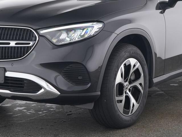 Mercedes-Benz GLC-KLASSE 300 e 4MATIC Plug-In Hybride Trekhaak | Zwarte Hemel | Memory Stoelen | Stuur en Stoelverwarming. Inclusief 24 maanden MB Certified garantie voor Europa.