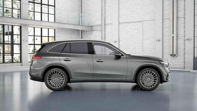 Mercedes-Benz GLC-KLASSE 300e 4MATIC AMG Line | Panoramadak | Multibeam | Memory | Headup | Digital Light | Multispaaks velgen |