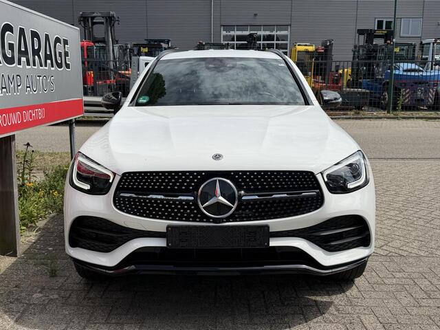 Mercedes-Benz GLC-KLASSE 300e 4MATIC AMG Line 19"/Luchtvering/Matrix LED/Keyless/Memory + stoelverwarming/Sfeerverlichting/Elektrische klep/Apple Carplay & Android Auto