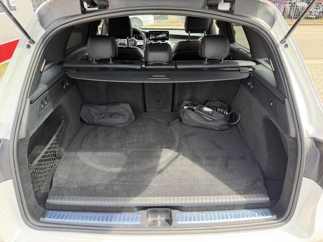 Mercedes-Benz GLC-KLASSE 300e 4MATIC AMG Line 19"/Luchtvering/Matrix LED/Keyless/Memory + stoelverwarming/Sfeerverlichting/Elektrische klep/Apple Carplay & Android Auto