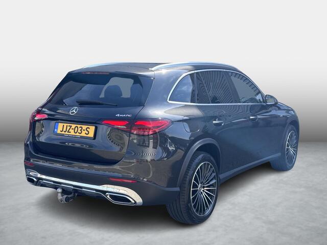 Mercedes-Benz GLC-KLASSE 300e 4MATIC AMG Line | Rijassistentiepakket | Burmester | Head Up display | Massage | Panoramadak | Trekhaak
