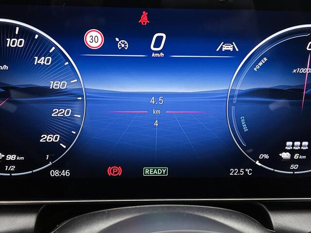 Mercedes-Benz GLC-KLASSE 300e 4MATIC Business Solution AMG | Advanced plus | Nightpakket | Trekhaak | Panoramaschuifdak | Treeplanken | Middenconsole metaalstructuur | 20 inch vijfspaaks lichtmetalen AMG-velgen |