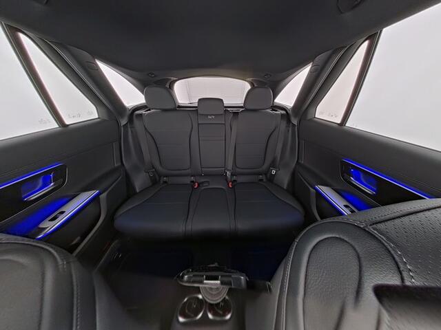 Mercedes-Benz GLC-KLASSE 300 e 4MATIC Plug-In Hybride Edition AVANTGARDE | Trekhaak | 19 Inch velgen | AC en DC lader | Zwarte Hemel | Distronic | Stuur en Stoelverwarming. Inclusief 24 maanden Mercedes-Benz Certified garantie voor Europa.
