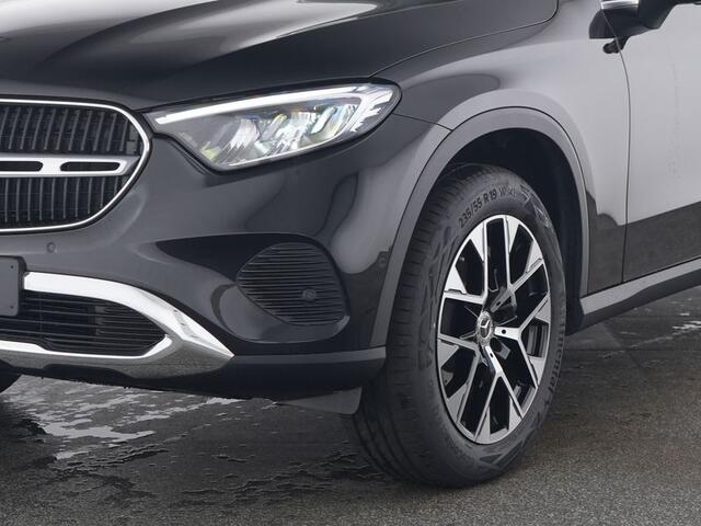 Mercedes-Benz GLC-KLASSE 300 e 4MATIC Plug-In Hybride Edition AVANTGARDE | Trekhaak | 19 Inch velgen | AC en DC lader | Zwarte Hemel | Distronic | Stuur en Stoelverwarming. Inclusief 24 maanden Mercedes-Benz Certified garantie voor Europa.