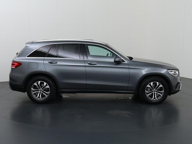 Mercedes-Benz GLC-KLASSE 200 Business Solution Limited | Getint glas | Trekhaak | Achteruitrijcamera | Stoelverwarming |