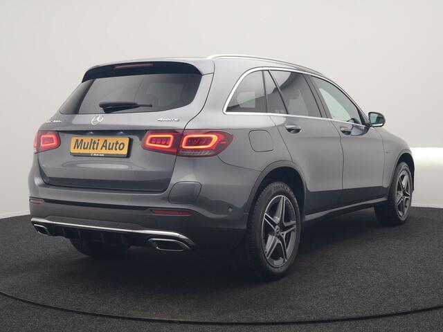 Mercedes-Benz GLC-KLASSE 300e 4MATIC Business Solution AMG PHEV 313pk Dealer O.H. | Trekhaak Afn. | Adaptive Cruise | Head Up | 360 Camera | Multi Beam LED | Lederen Sportstoelen Memory & Massage | Sfeerverlichting | Stoelverwarming | Apple Carplay | Blis | Navigatie | DAB | Plug