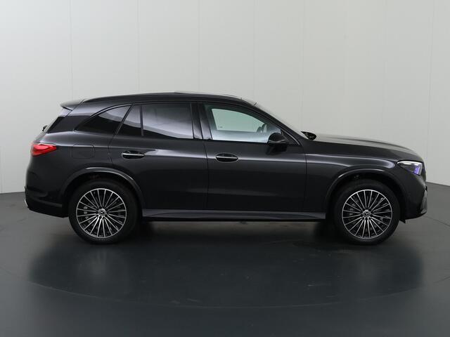 Mercedes-Benz GLC-KLASSE 300e 4MATIC Sport Edition | Night | Panoramaschuifdak | 360° camera | Dodehoekassistent | DIGITAL LIGHT |