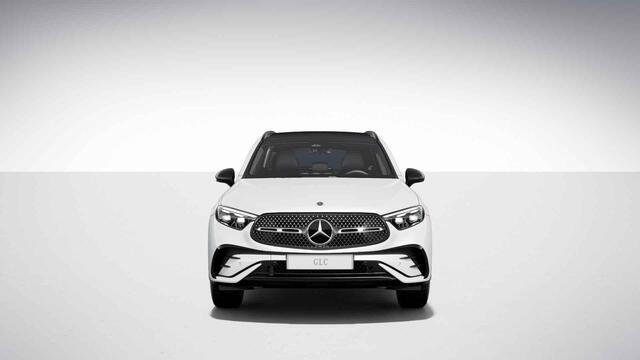 Mercedes-Benz GLC-KLASSE 300e 4MATIC Business Solution AMG | Premium pakket | Panoramaschuifdak | Trekhaak | Night Pakket | Treeplanken | Winterpakket |