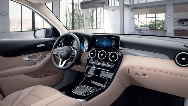 Mercedes-Benz GLC-KLASSE 200 Business Solution Limited | Treeplanken | Beige bekleding | Stoelverwarming |