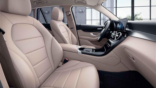 Mercedes-Benz GLC-KLASSE 200 Business Solution Limited | Treeplanken | Beige bekleding | Stoelverwarming |