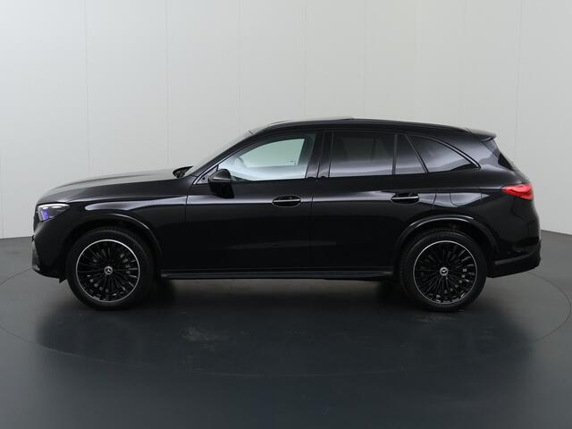 Mercedes-Benz GLC-KLASSE 300e 4MATIC AMG Line | Night | Trekhaak | Burmester | Panoramadak | Memory | Multispaaks lichtmetalen velgen |