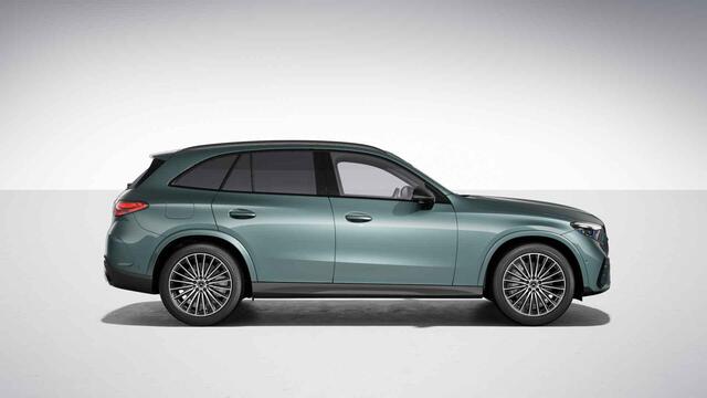 Mercedes-Benz GLC-KLASSE 300e 4MATIC Business Solution AMG | Premium Pakket | Winterpakket | Panoramaschuifdak | Trekhaak | Parkeerpakket |