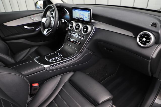 Mercedes-Benz GLC-KLASSE 300e AMG 4-Matic | 320PK | Luchtvering | Head-up | Burmester | Keyless-go | Sfeerverlichting | Pano | Memory | Multibeam | 2020.
