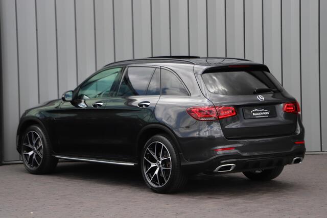Mercedes-Benz GLC-KLASSE 300e AMG 4-Matic | 320PK | Luchtvering | Head-up | Burmester | Keyless-go | Sfeerverlichting | Pano | Memory | Multibeam | 2020.