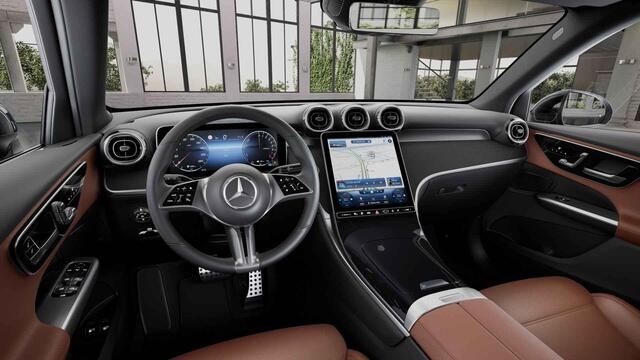 Mercedes-Benz GLC-KLASSE 300e 4MATIC Luxury Line | Bruin interieur | Panoramadak | Stoelverwarming | Memory |
