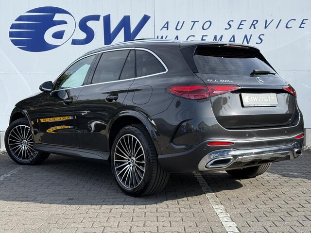 Mercedes-Benz GLC-KLASSE 300e 4MATIC AMG Line | Pano | Trekhaak | Distronic | Camera | 20 inch