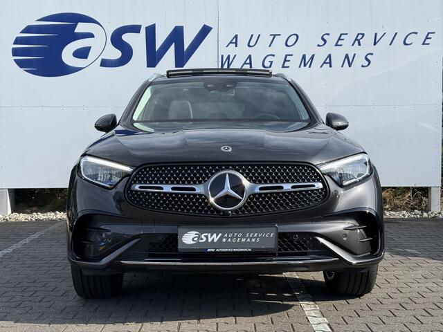 Mercedes-Benz GLC-KLASSE 300e 4MATIC AMG Line | Pano | Trekhaak | Distronic | Camera | 20 inch