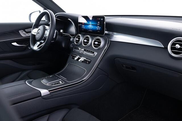 Mercedes-Benz GLC-KLASSE 300 de 4MATIC Premium Plus | PANORAMADAK | EL. STOELEN | Full LED | SOH 98.8% PHEV Plug-in Hybrid DIESEL *2000kg trekgewicht*