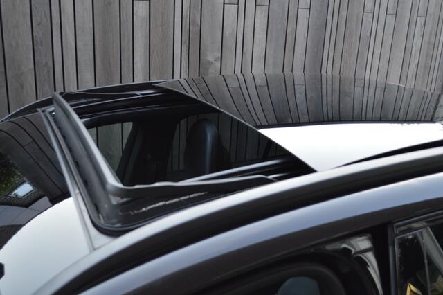 Mercedes-Benz GLC-KLASSE 300e 4MATIC AMG Led Panorama Memory Distronic Sfeer Camera Pdc
