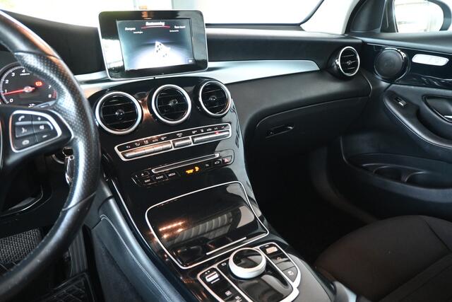Mercedes-Benz GLC-KLASSE 350e 4MATIC Business Solution Automaat Navigatie Stoelverwarming Trekhaak Rijklaaprijs! Inruil Mogelijk!