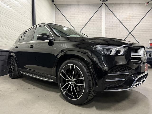 Mercedes-Benz GLE-KLASSE 350 e 4MATIC AMG PANO/22"BREEDSET AMG/360CAMERA/VOL-LEER/DISTRONIC/KEYLESS/SFEER/WIDE-SCREEN/PRIVACY/PARKTRONIC/ABSOLTE NIEUWSTAAT/1E EIGENAAR, BTW-AUTO, VOLLEDIG MERCEDES DEALER ONDERHOUD