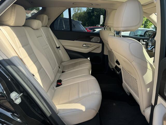 Mercedes-Benz GLE-KLASSE 450 4MATIC Premium Plus / Panoramadak / 360Camera / Burmester / 21'' / Head-up / Luchtvering / Treeplanken / Stoelventilatie / Stuurverwarming / Dodehoek / DAB / ACC