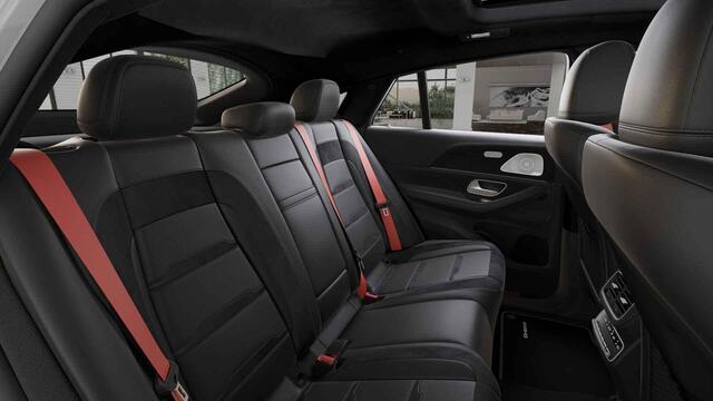 Mercedes-Benz GLE-KLASSE AMG 53 Hybrid 4MATIC+ | Keramische remmen | Nappaleder | 22" lichtmetalen velgen | Softclose | Trekhaak |
