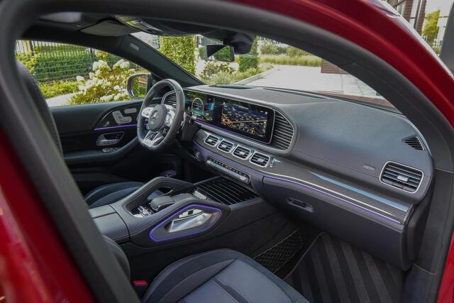 Mercedes-Benz GLE-KLASSE Coupé 53 AMG 4MATIC+ Premium Plus |panoramadak|Burmester|memory|head-up display|360 camera|sportuitlaat|carbon interieur|luchtvering|elek. trekhaak|