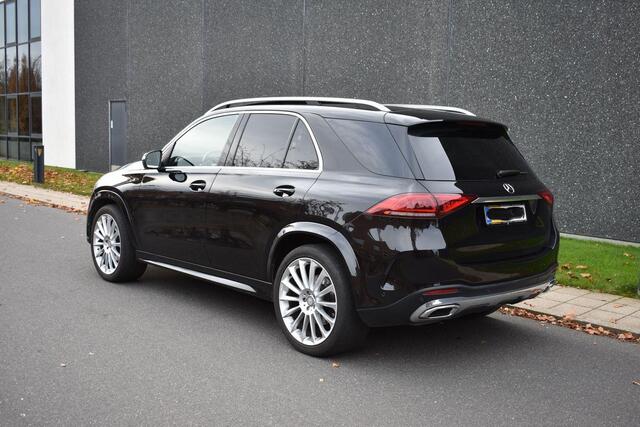 Mercedes-Benz GLE-KLASSE GLE 350 d 4MATIC 6 Cylinder 272PK AMG Luchtvering Pano Busmester ACC Stoel ventilatie 360°- Camera Trekhaak Softclose Grijs Kenteken