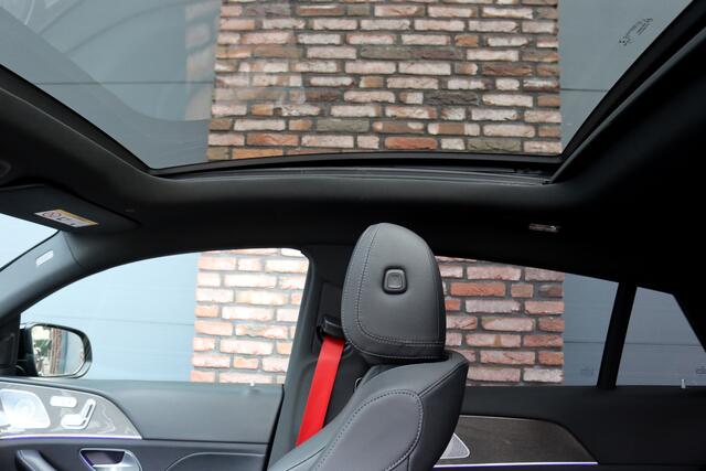 Mercedes-Benz GLE-KLASSE Coupé 350 d 4MATIC AMG Line | Luchtvering | Burmester | Panoramadak | Trekhaak | Surround Camera | Dodehoekassistent | Multibeam LED | Bekerhouder verwarmd |