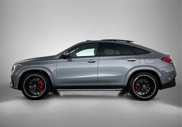 Mercedes-Benz GLE-KLASSE Coupé AMG 53 Hybrid 4MATIC+ Night Edition Premium Plus | Sierelementen AMG carbon | Winterpakket | Remklauwen rood | 22 inch AMG velgen | Stoelventilatie voor | Stoelverwarming achter | Dakhemel alcantara | Rijassistentiepakket | 360°-camera | Head-up dis