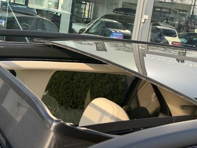 Mercedes-Benz GLE-KLASSE 400 e 4MATIC AMG Line 381 PK I AIRMATIC I Panoramadak l Beige interieur I MULTIBEAM LED l 360 gr Camera l wegklapbare Trekhaak l KEYLESS GO l Night pakket l Stoelverwarming l Memory l Luchtvering l Dodehoek detectie l Elektrisch bedienbare achterklep l Dr