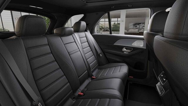 Mercedes-Benz GLE-KLASSE 400e 4MATIC Sport Edition | Night | Premium Plus | Panoramaschuifdak | AIRMATIC | Trekhaak | Burmester | Massagestoelen | 22 inch AMG Velgen | Winter pakket |