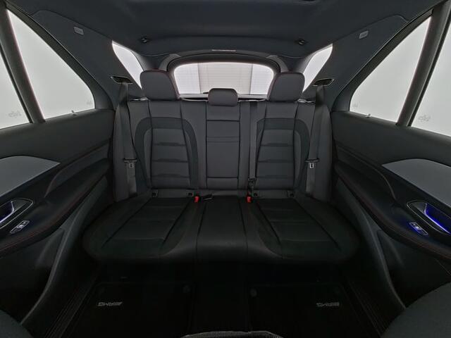 Mercedes-Benz GLE-KLASSE Mercedes-AMG 53 Hybrid 4MATIC+ Alarm | Trekhaak | AMG | Night Pakket | AC en DC Laden | Panorama Schuif-Kanteldak | Airmatic. Inclusief 24 maanden MB Certified garantie voor Europa.